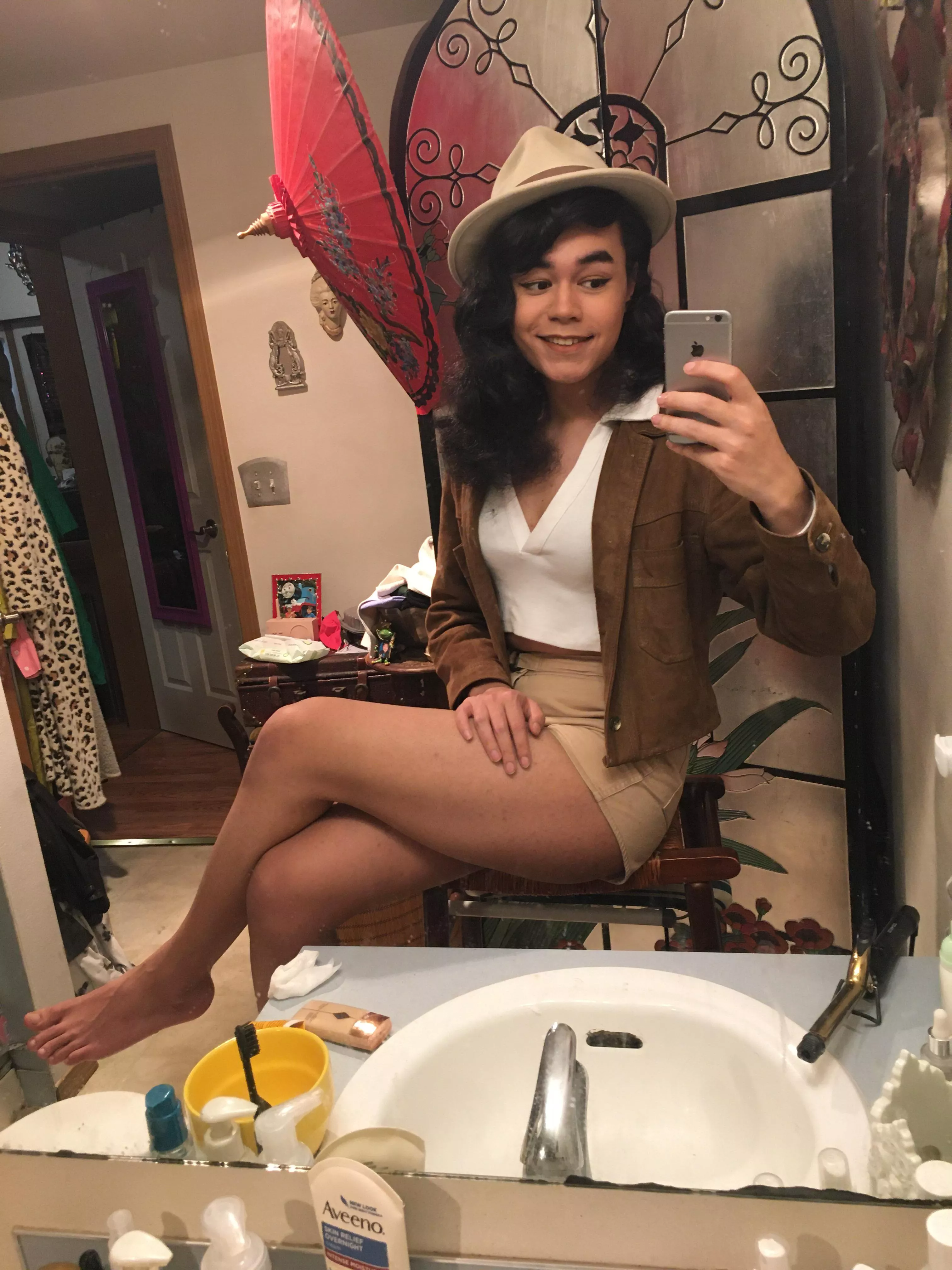 Take me on an adventure! (Just give me like 2 hours to get ready and then we can go screw around in a walmart for 30 minutes before I get hungry and make you buy me taco bell.) <3 posted by Mephissus_Madness