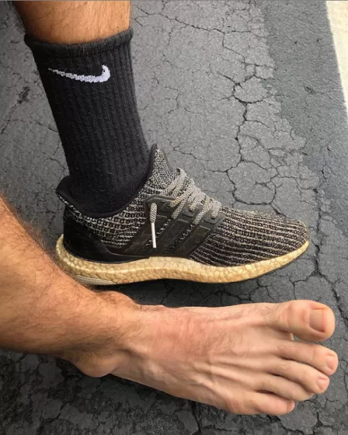 Take the ohter oen off for me by cretindarkness