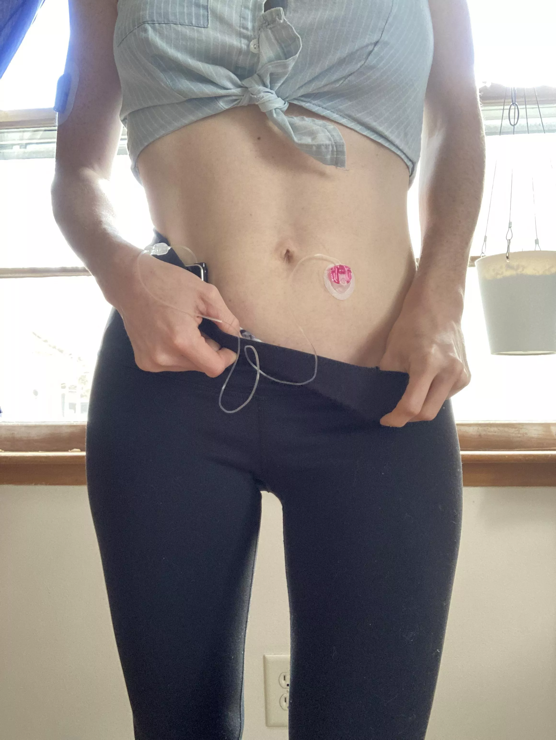 Taking a break from working in the garden (F) posted by stanzalaik