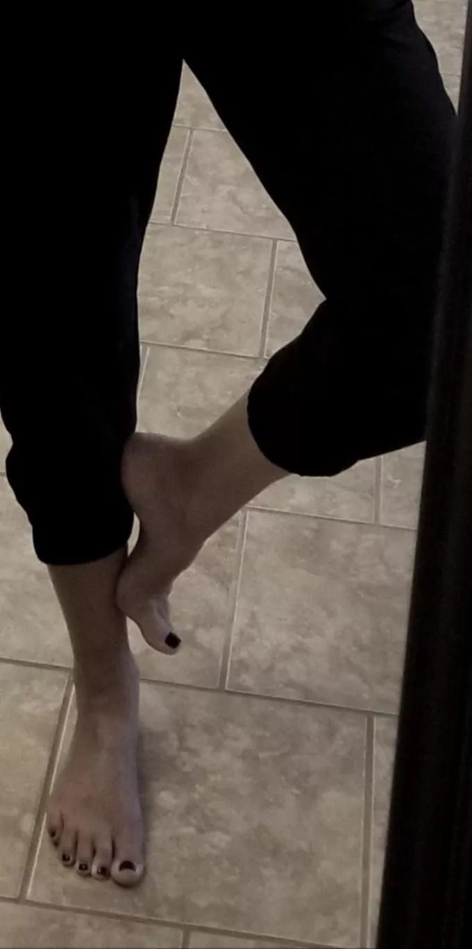 Taking a peek in the mirror... posted by blameme2