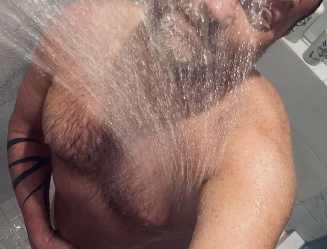 Taking a shower and thought I would say Hi! by JockWithDaddy