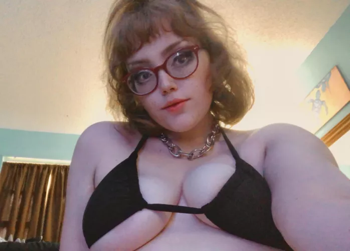 taking applications so i can be your goth gf ;) by Mandy_Cakez