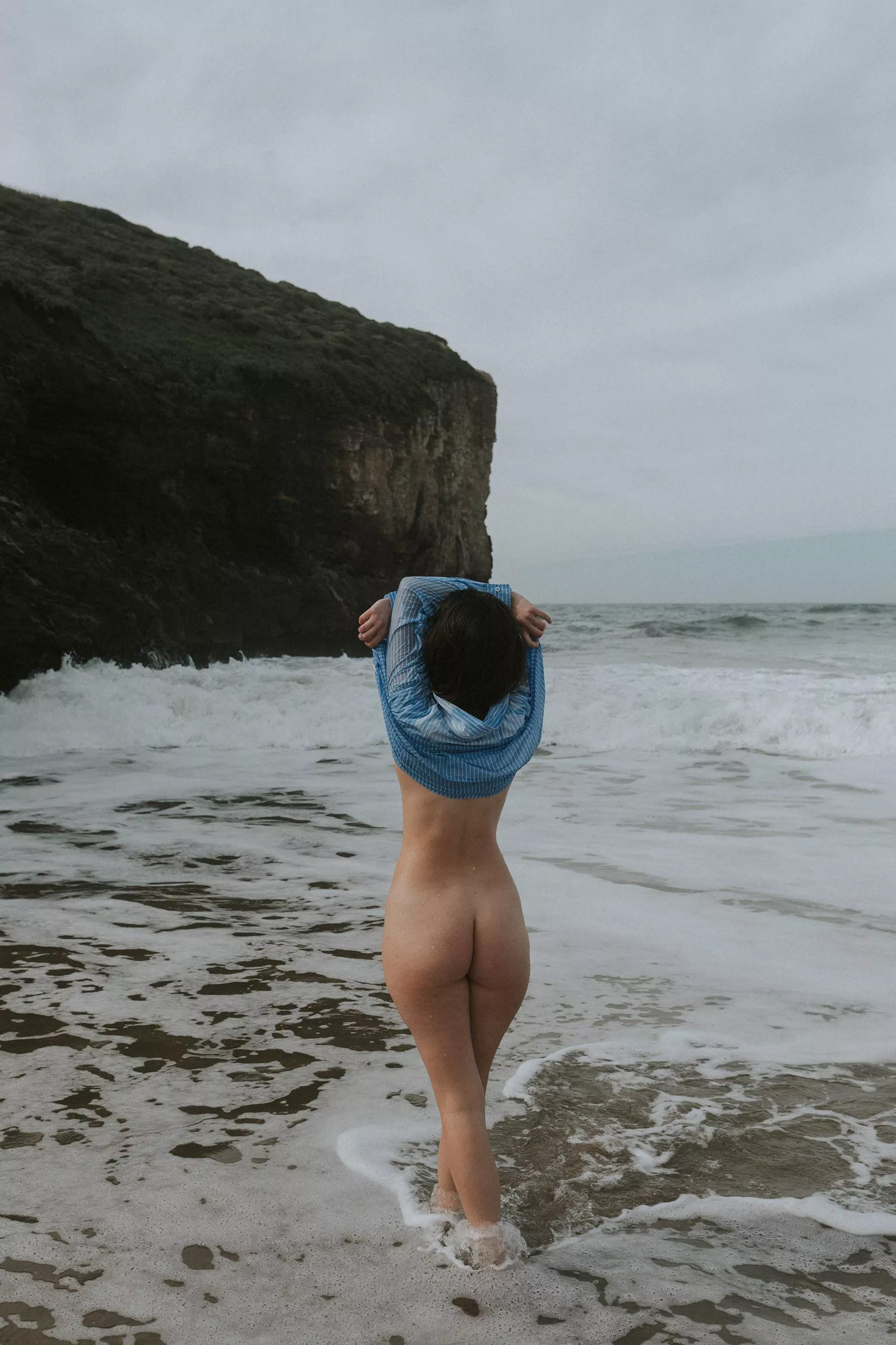 Taking it off for the Sea posted by bellatrixortreat