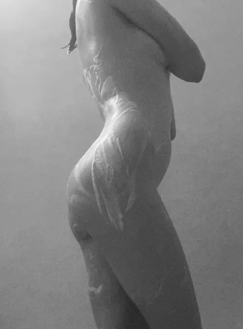 taking pictures in the shower by bikween