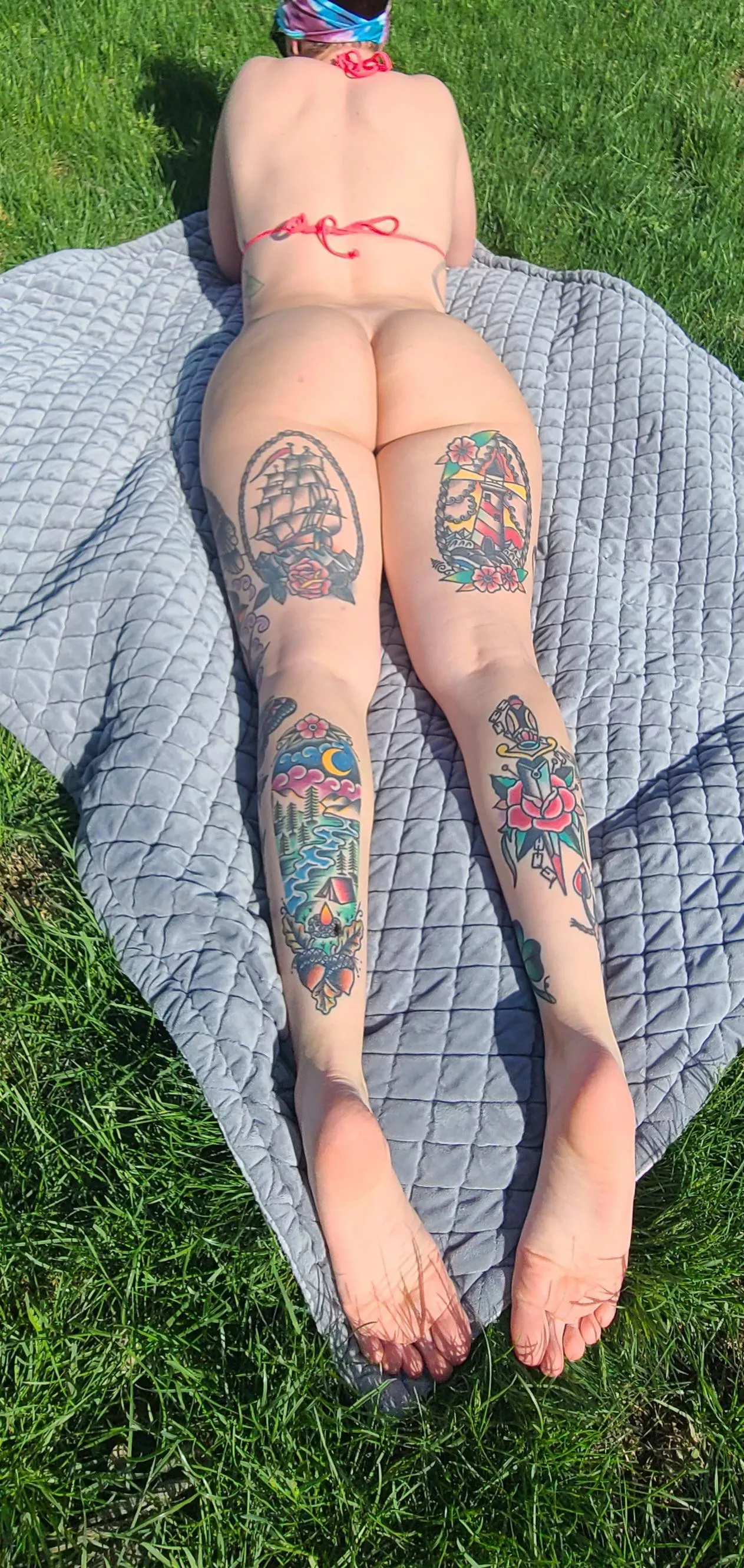 Tan the buns! posted by sluttywifey1337