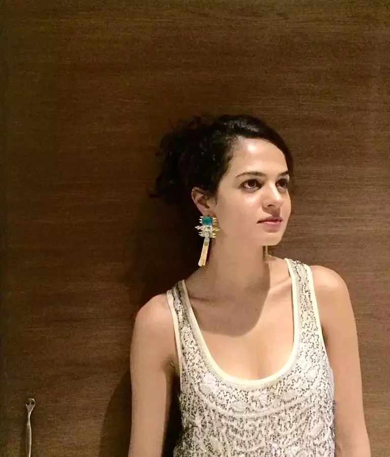 Tania Sachdev posted by tomsmiththrowaway10