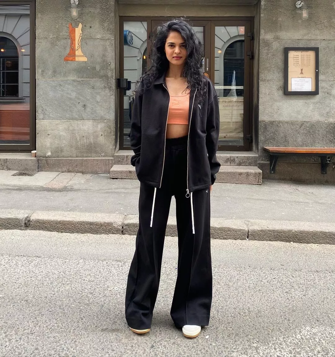 Tania Sachdev posted by tomsmiththrowaway10