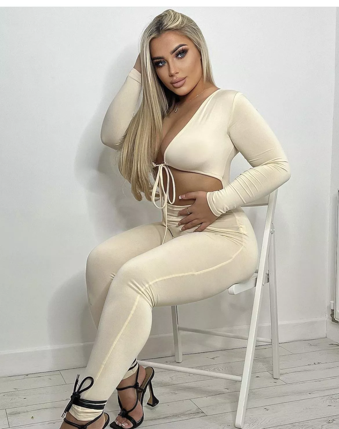 Tanned posted by salatvlad