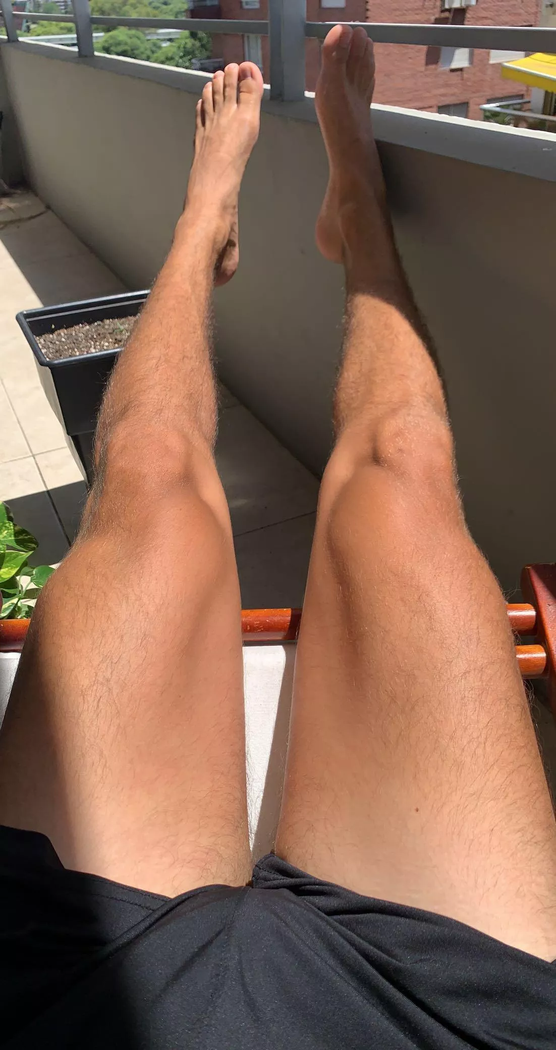 Tanned legs and feet 🦶🏽 posted by lemomchielo