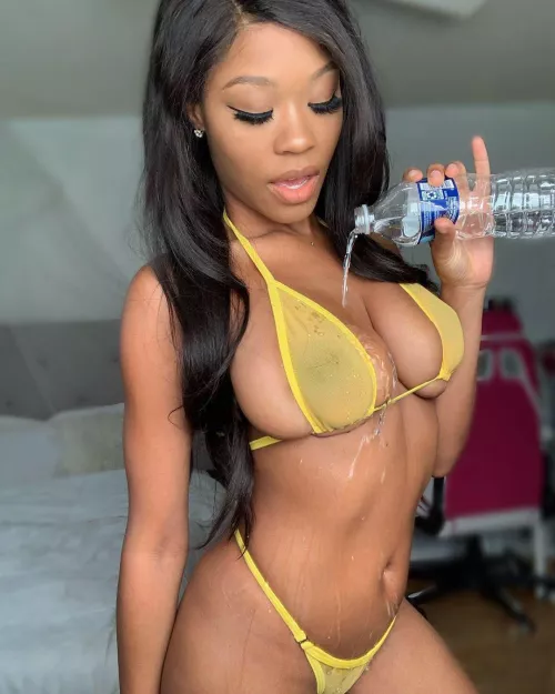 Tanya Denise by 0rangeeAppeal