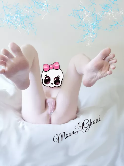 Taste my soles as you spread me open xxx by MoonLitGhoul