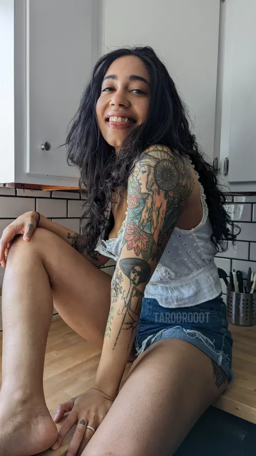 Tatted girl next door by TarooRooot