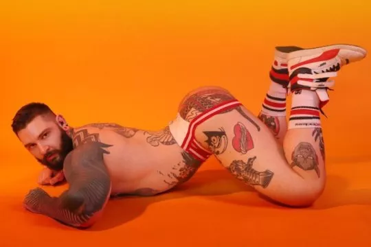 tatted up posted by peludoporfavor