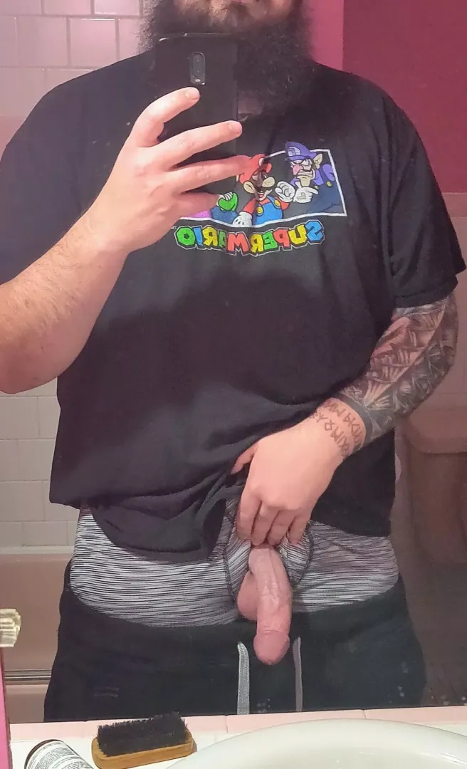 tattooed bearded chubby guys your type? posted by anonguy4219