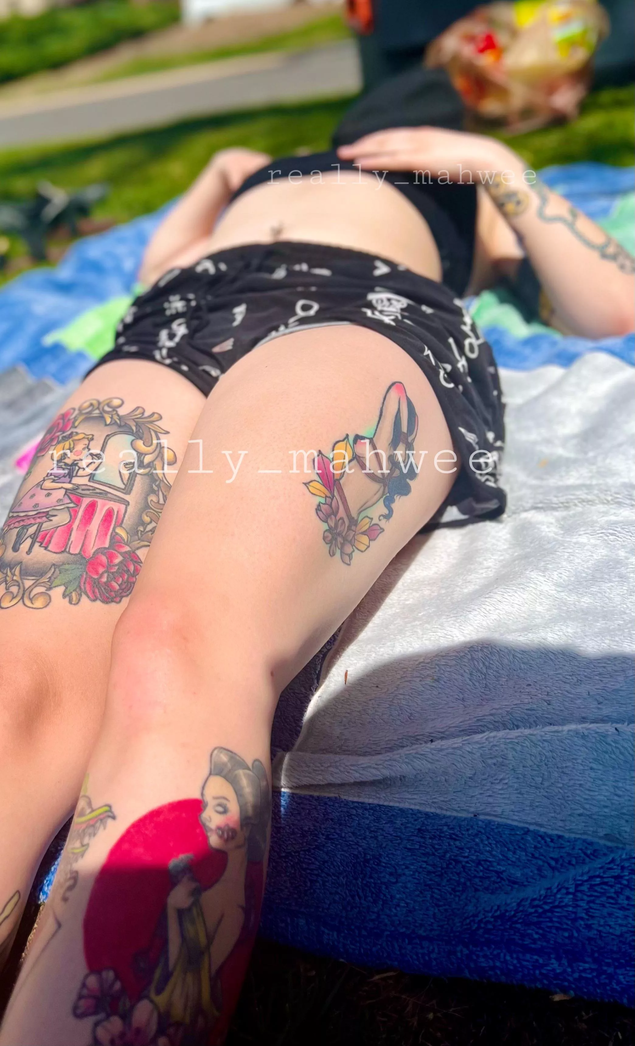 tattooed legs ? posted by Really_Mahwee
