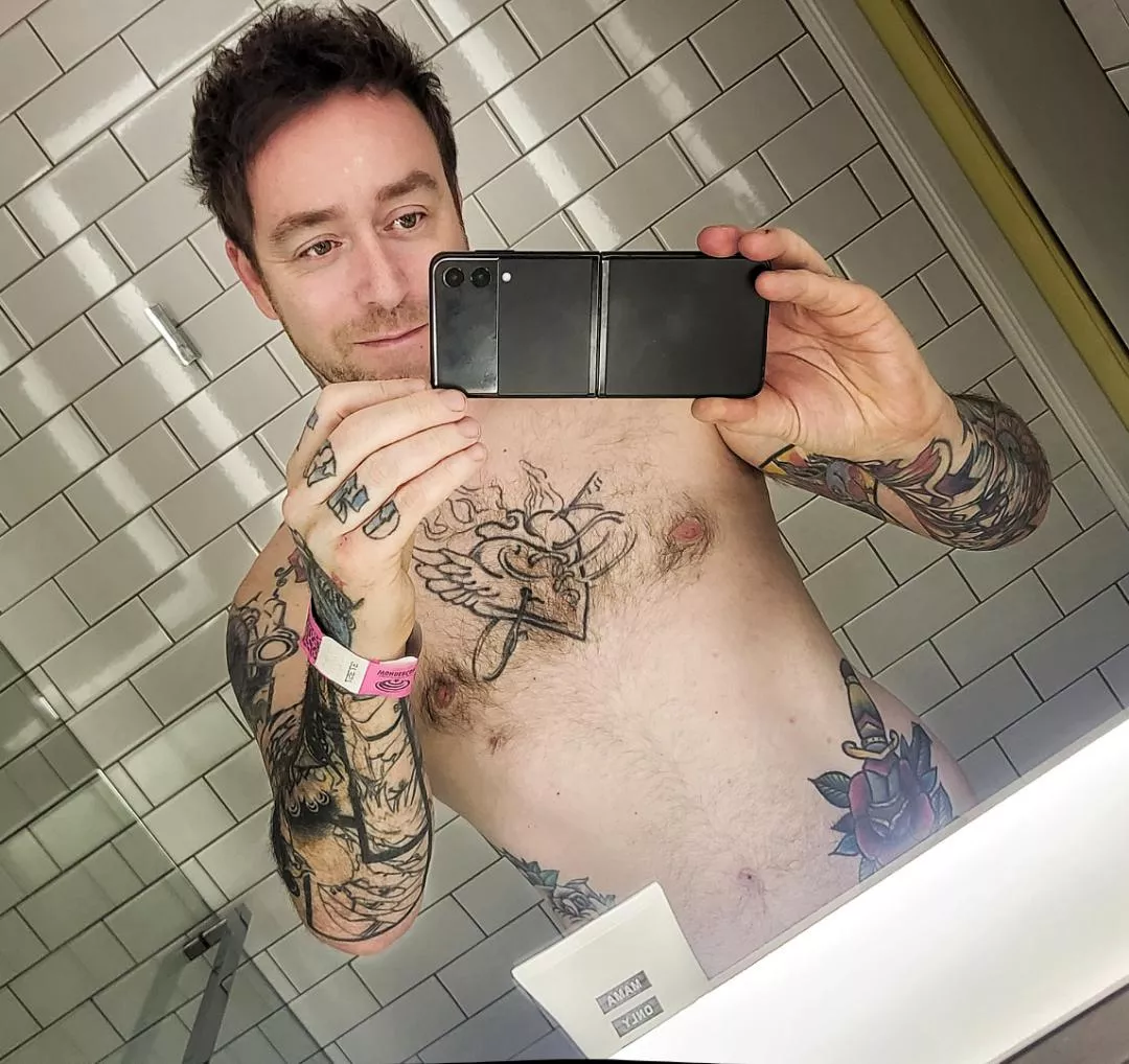 Tattoos anyone? 🤗 posted by chrissaintof