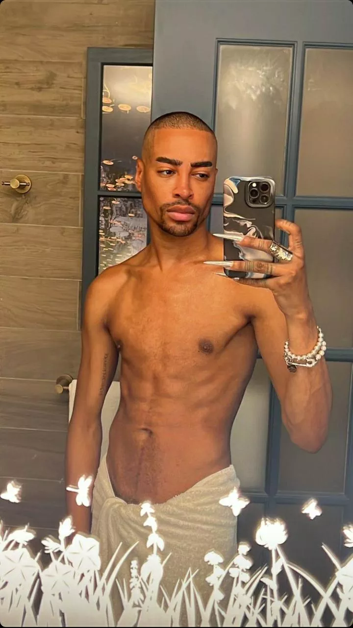 Tayce posted by Blueboyloved