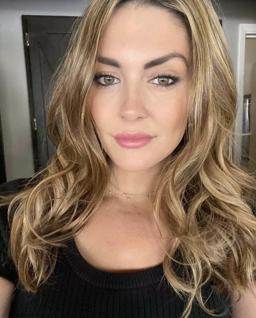 Taylor Cole posted by Toolsdown56