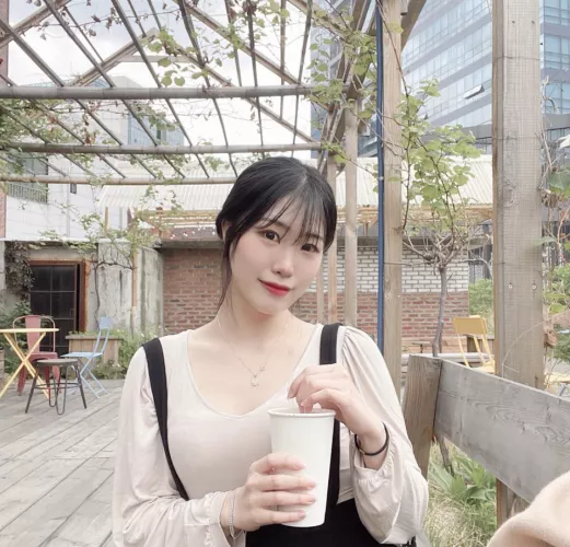 Tea time 😁 by Sweethoolycat