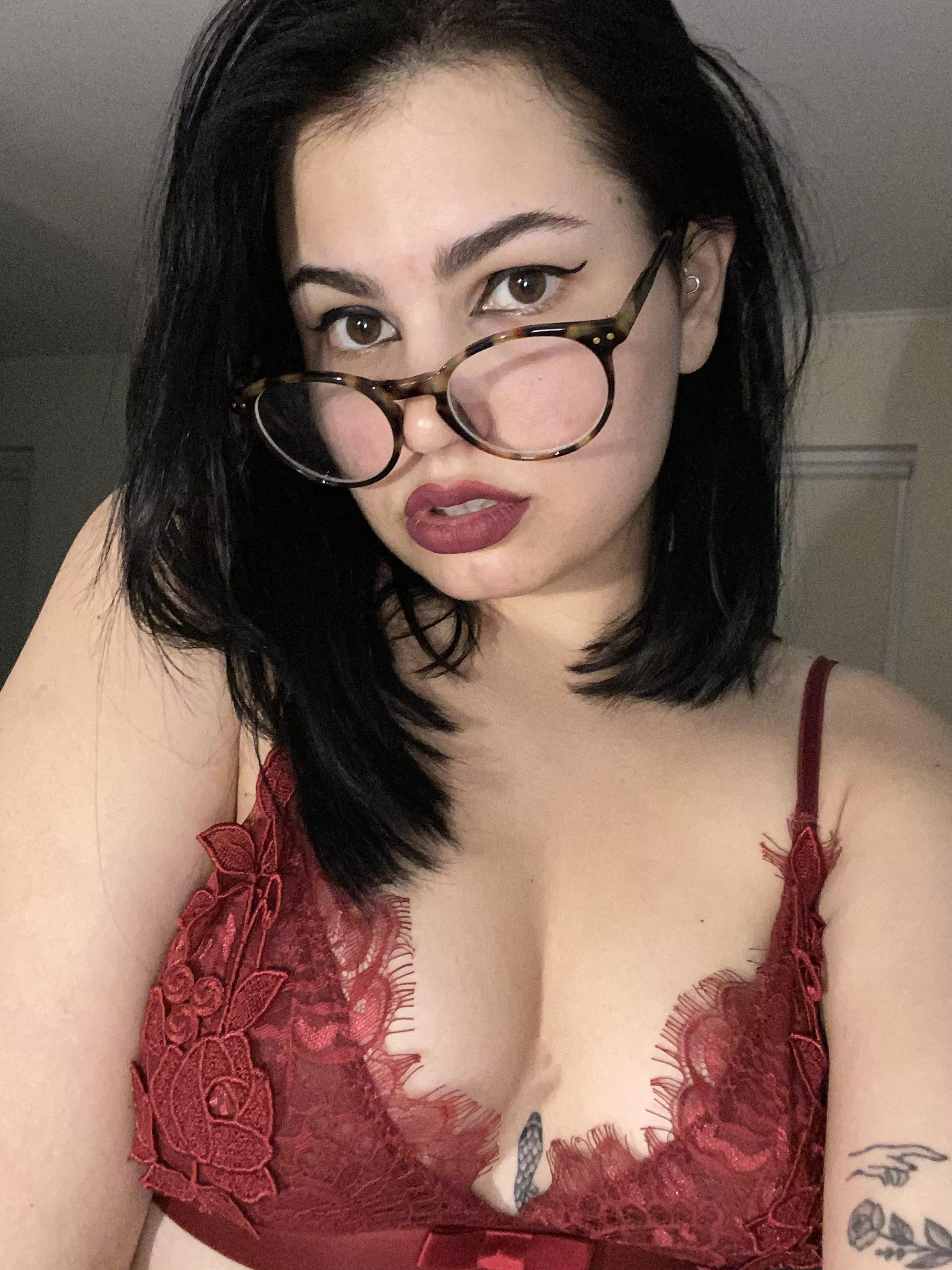 Teacher being a little bit too naughty 😈 posted by illyness98