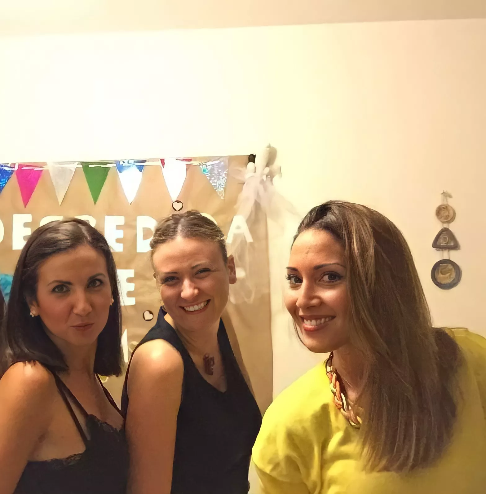 Teacher vibes posted by AlcaldeVeteYa