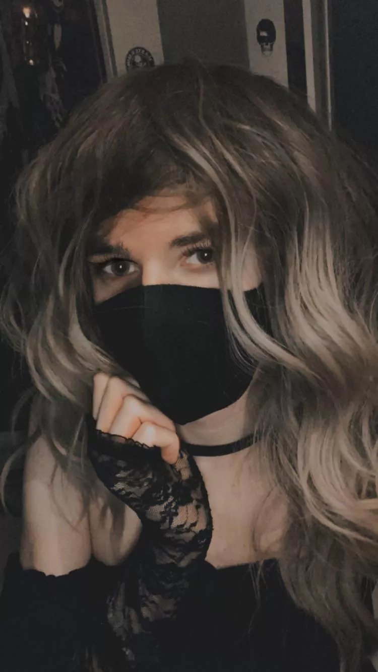 Teaching myself how to style wigs 😅 posted by CastielOnyx