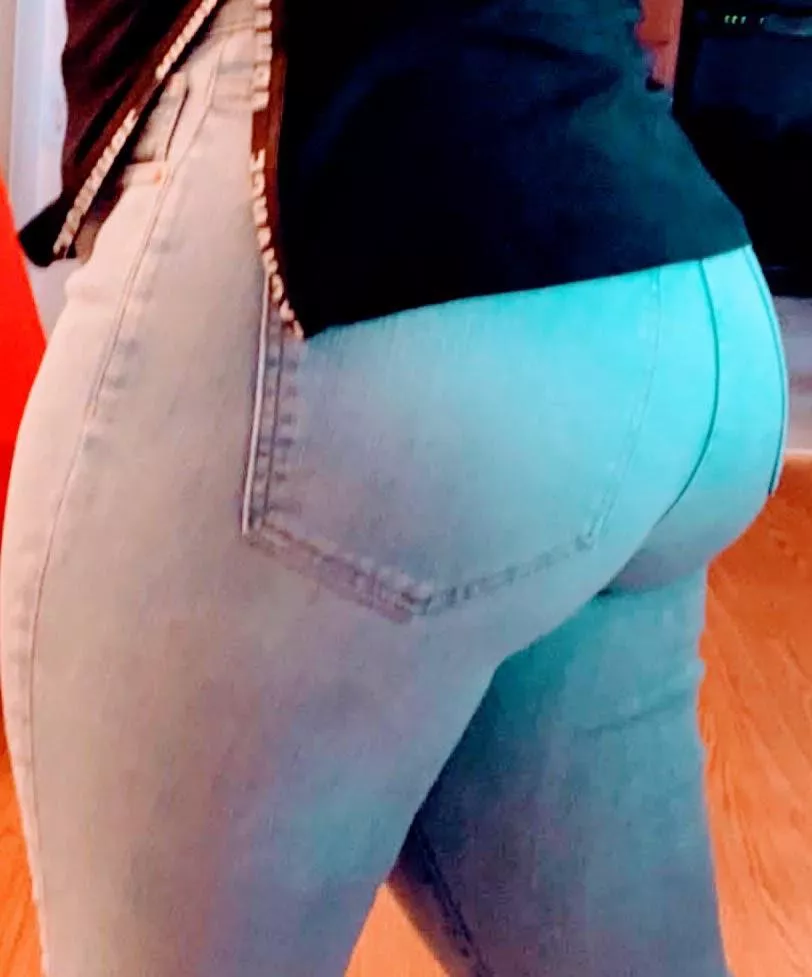 Team Natural. @least for now! Weight lifting results slow and deliberate;) posted by Bella_bunz69