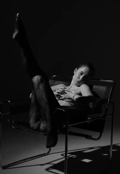 Tear up these tights and fuck my pussy😈 posted by YourBabyLina