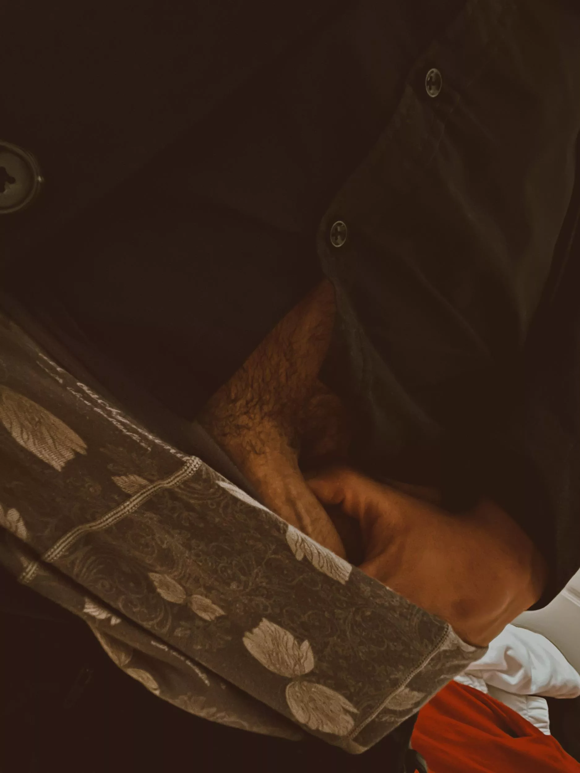 Tease posted by TheManOnSuit1