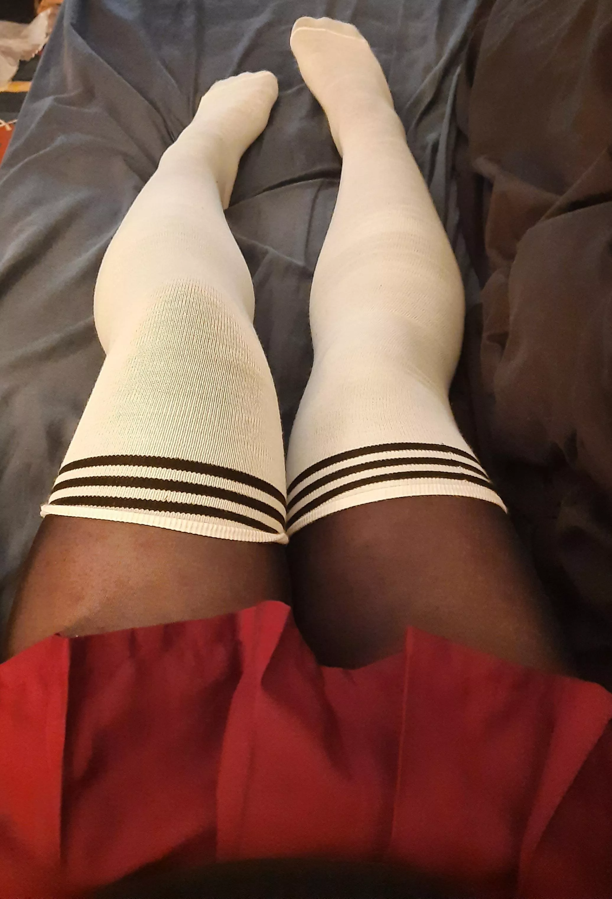 teasing short skirt 😈 posted by im_so_nervous2