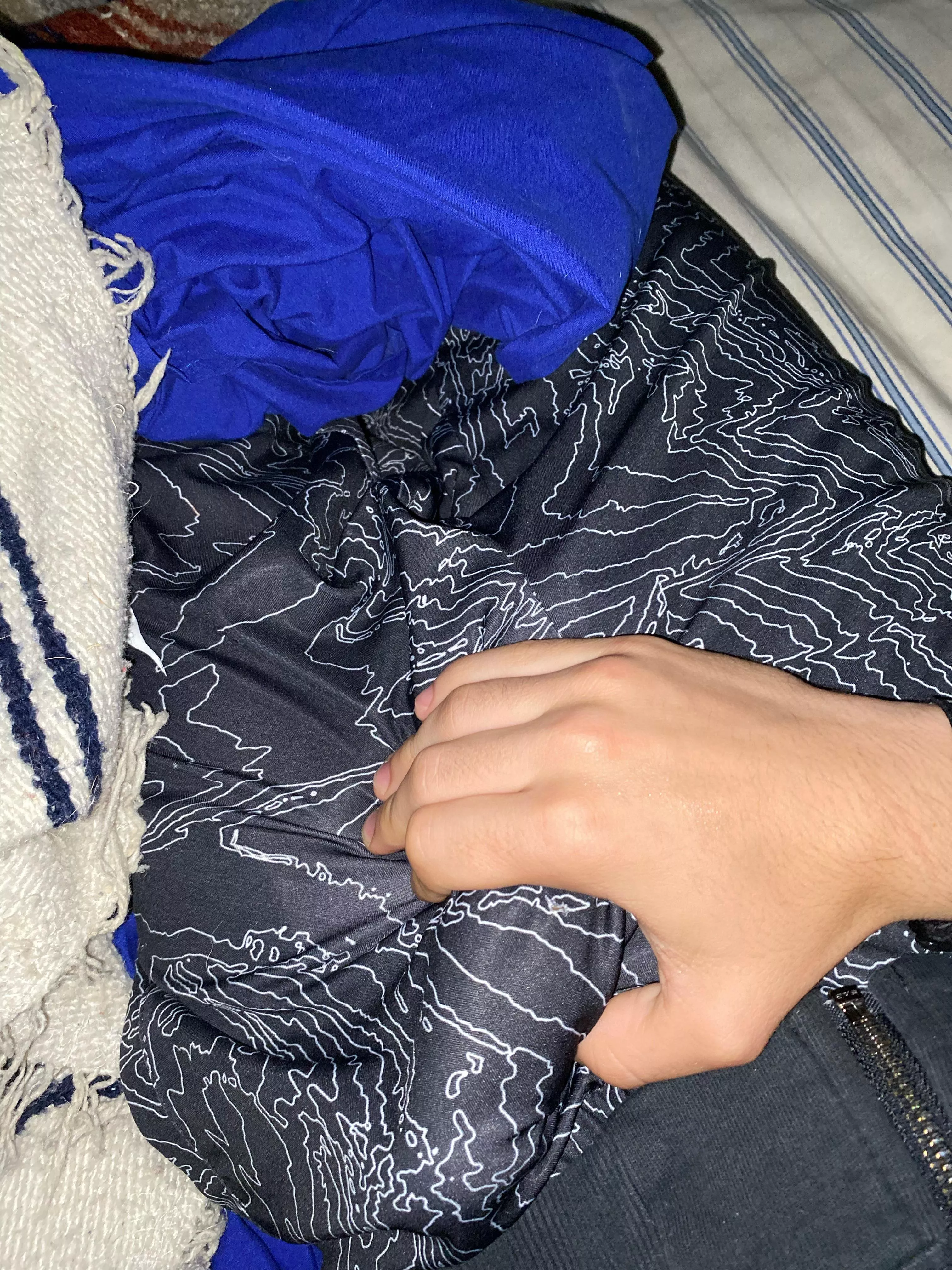 Teen bulge through the shorts posted by Hershey34429