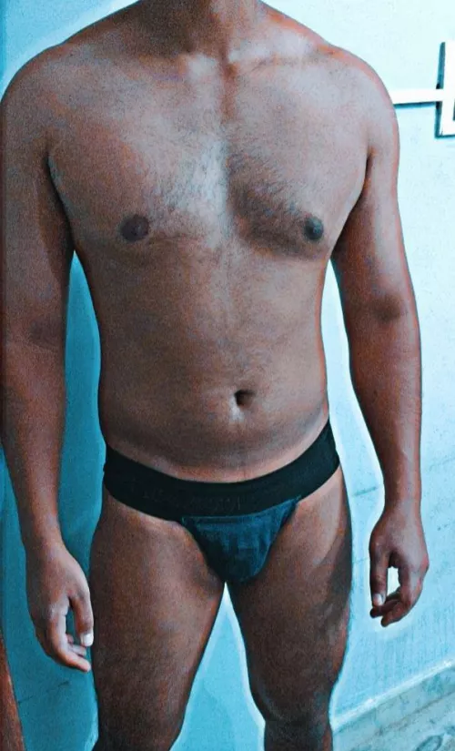 tell me how do I look? by tigerX21