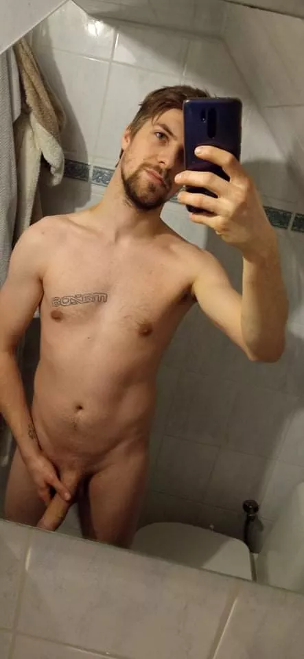 Tell me how would you like to please me baby posted by Tomuron1996