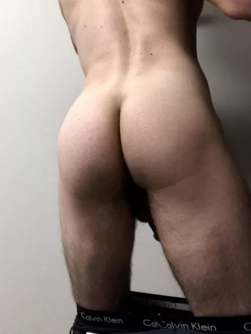 Tell me if it’s smashable. by buttersteakbro