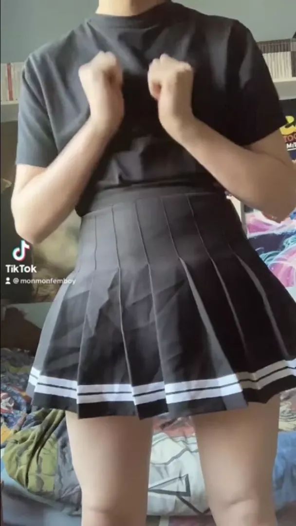 Tell me I’m cute ;) posted by sdobbutonreddit