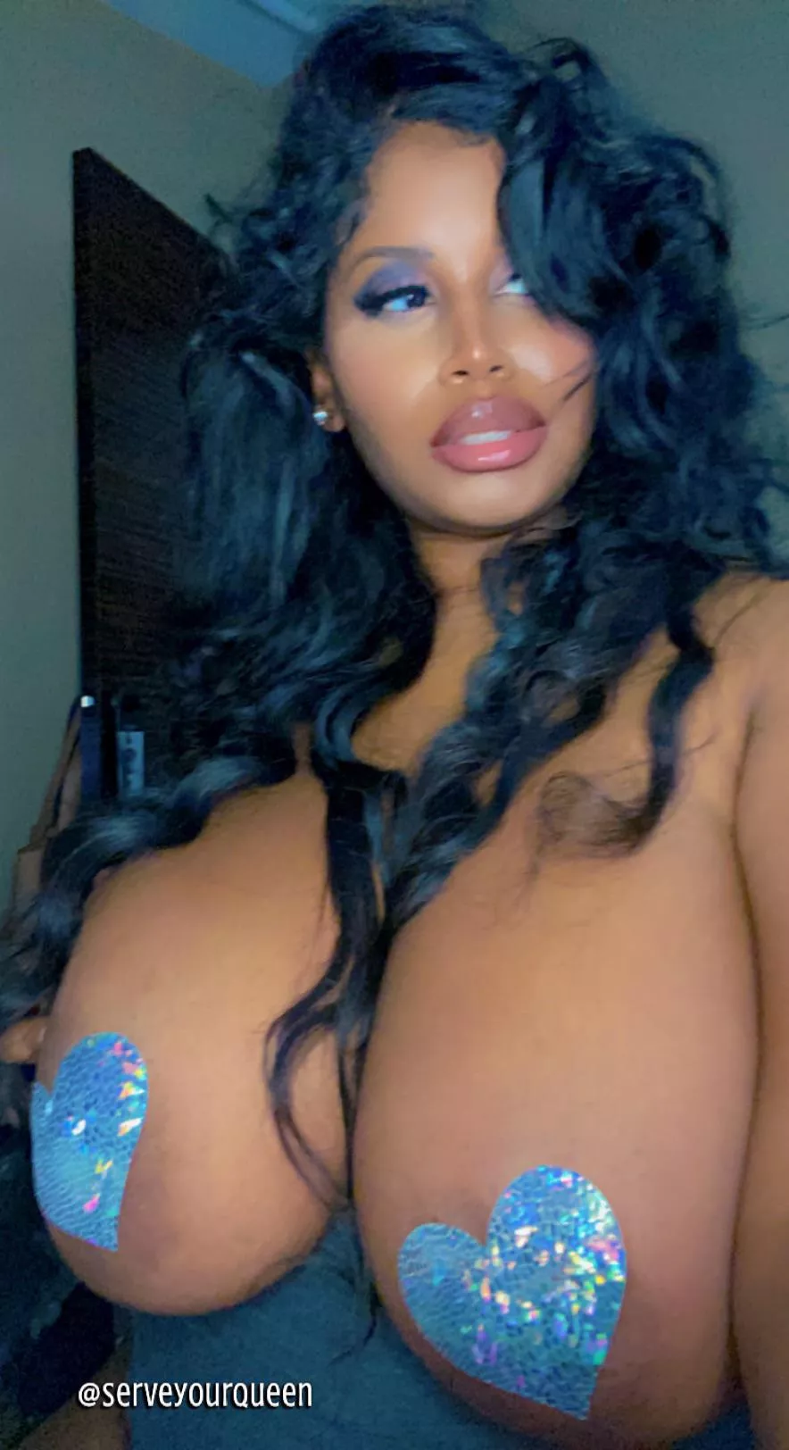 Tell me what you think of me .. posted by serveyourqueen