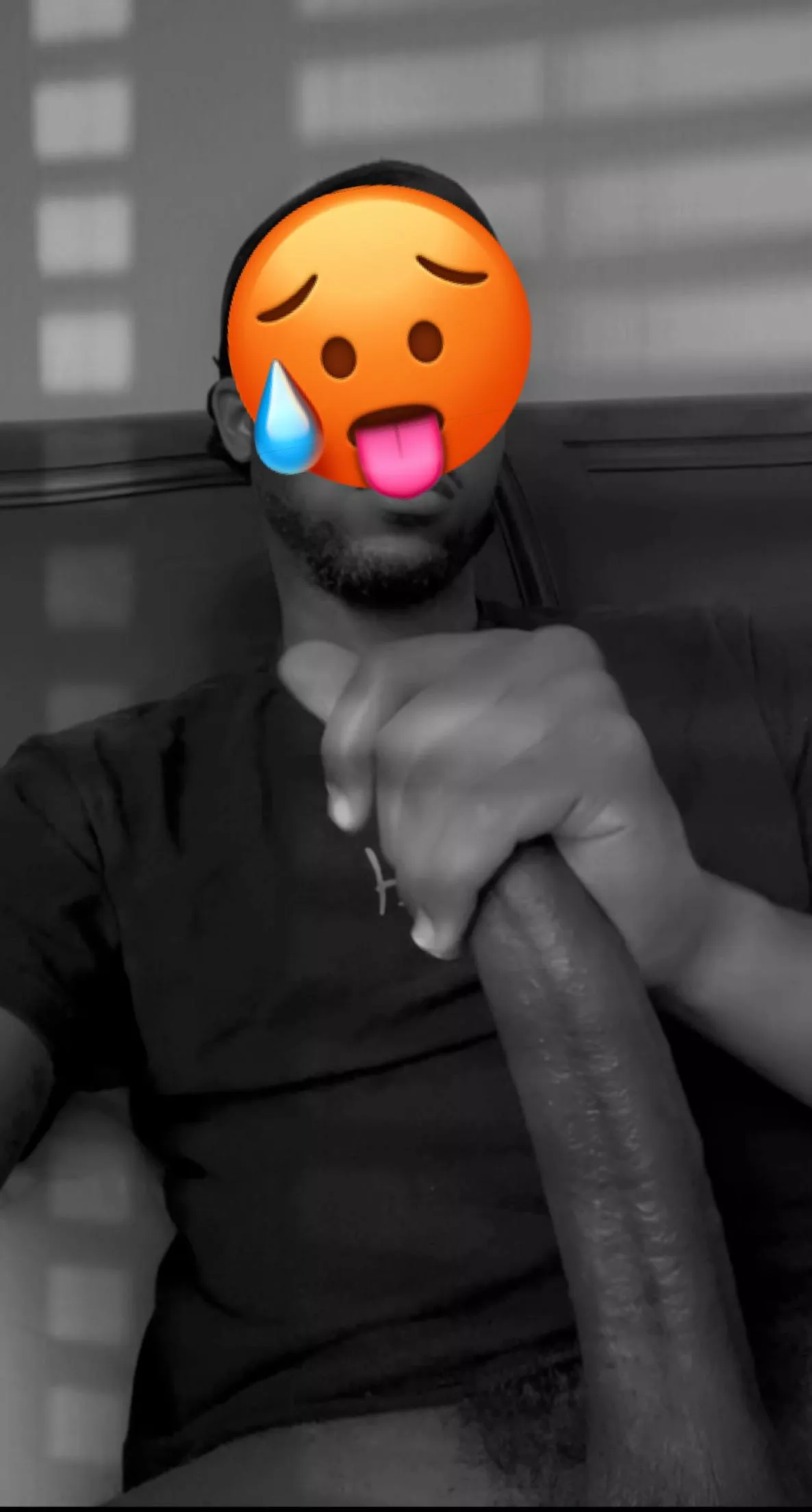 Tell me what you would do with me 👀 posted by longpapii