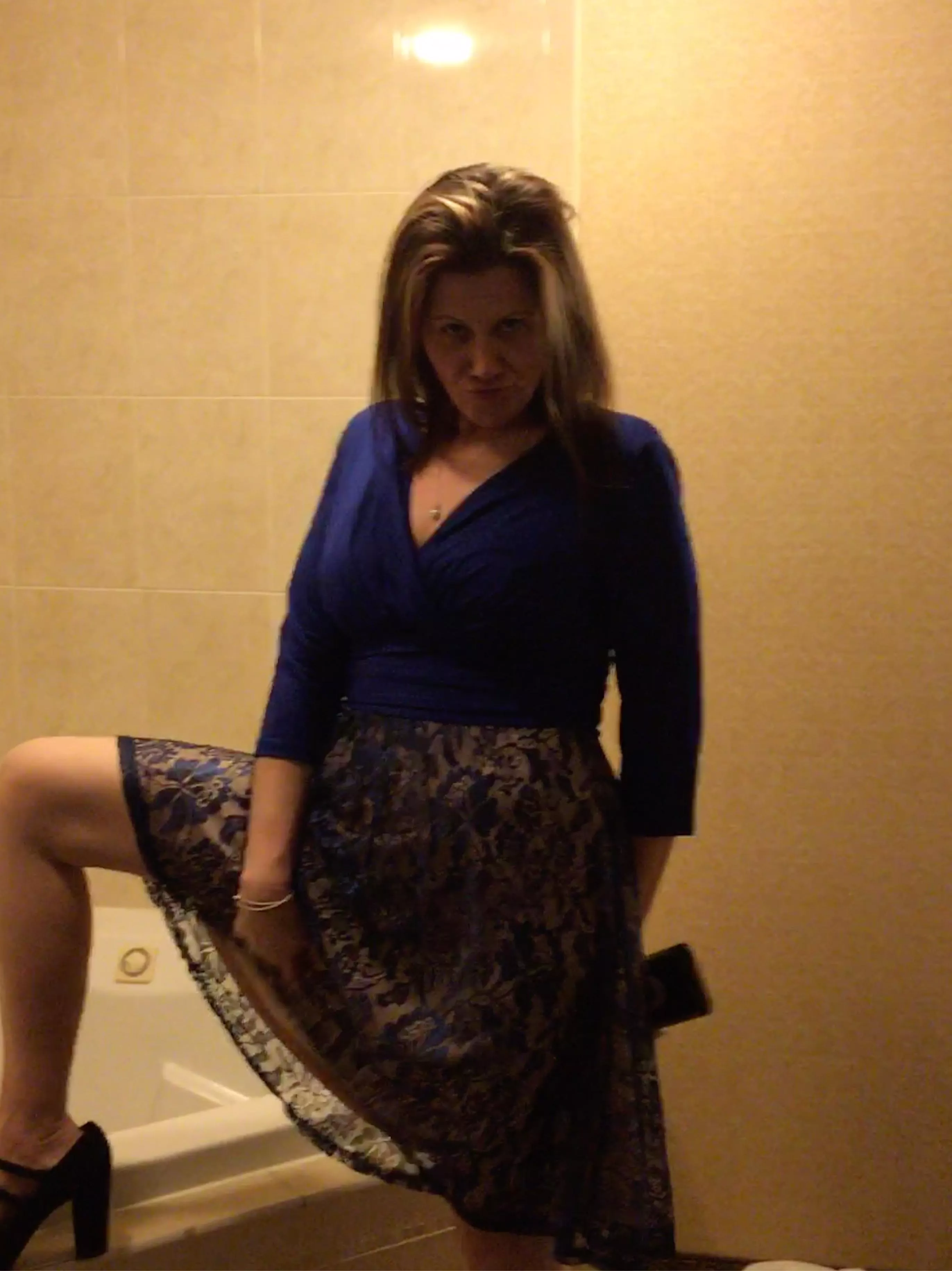 Tell me what you’d do to her !!! posted by kackman81