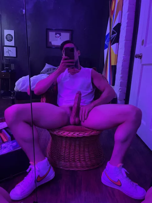 Tell me what you’d do with it 😏 by Maximerose