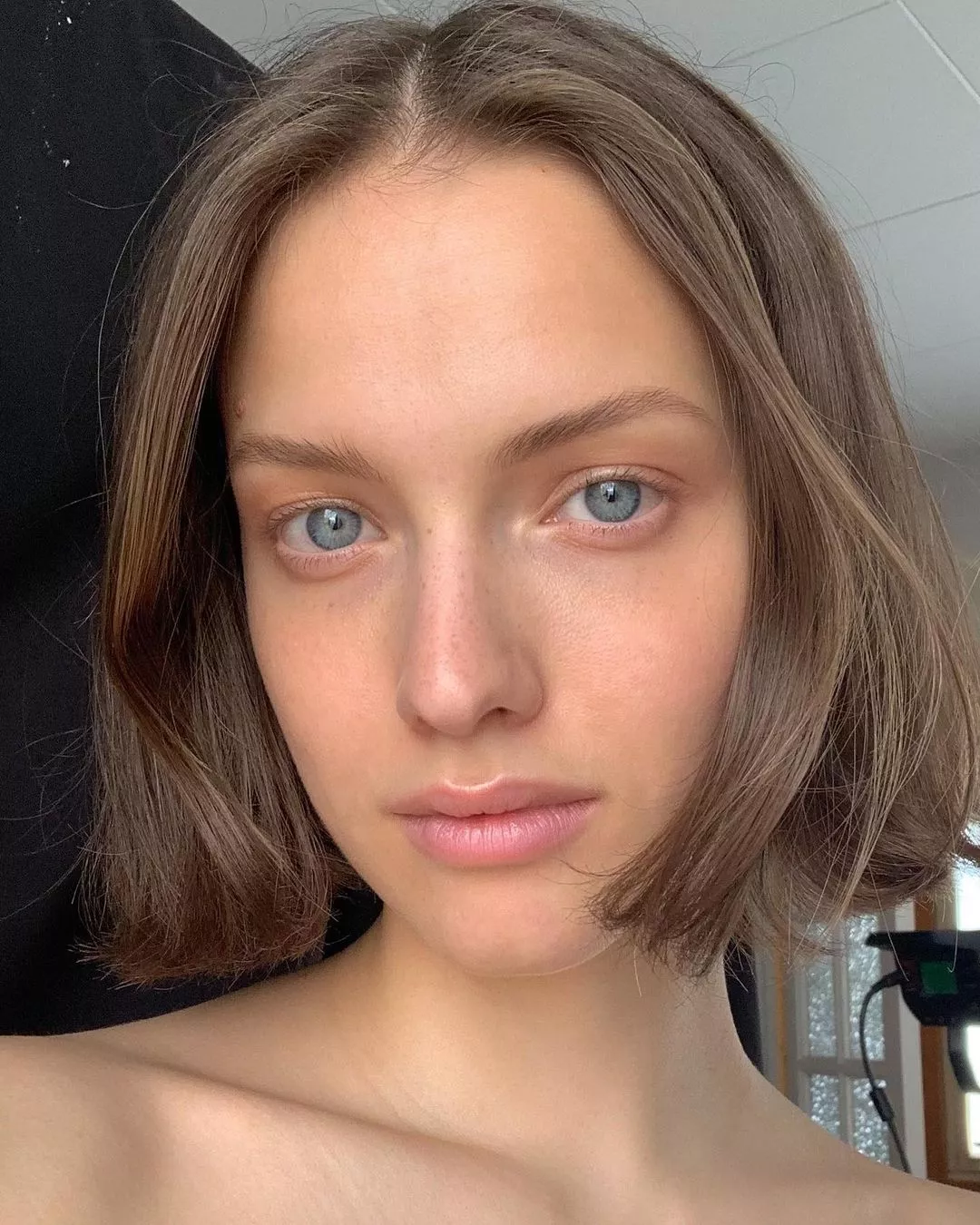 Tess Allyson posted by GlamMetalLion