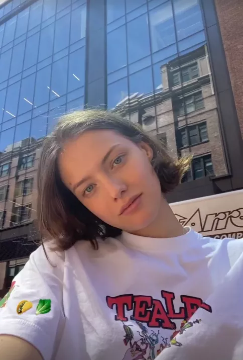 Tess Allyson posted by GlamMetalLion