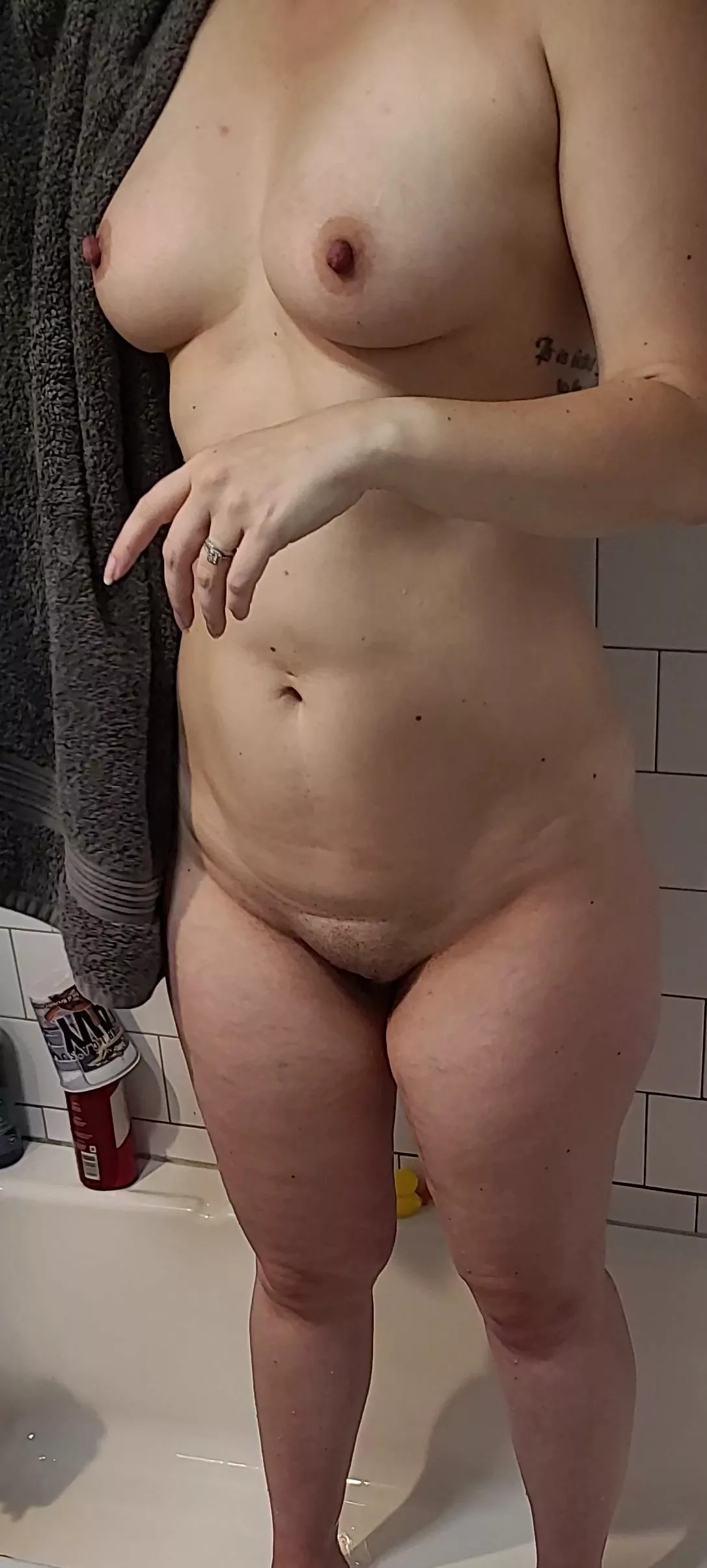 Tgif 🎉 🥳 (f) posted by Comfortable_Jelly680