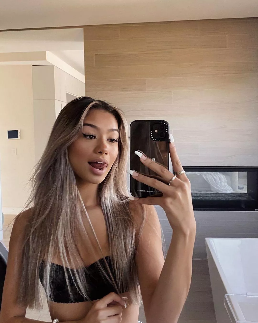 Thai / Chinese / Portuguese posted by shoot_score_dribble