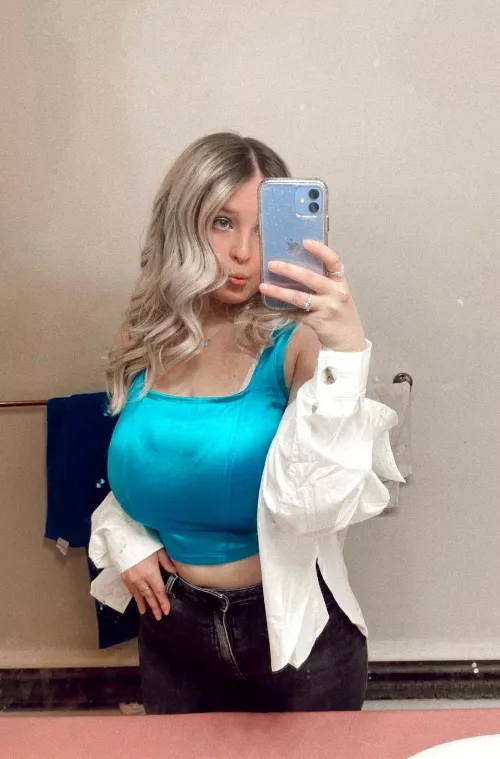 That blue top tried... by sensitivemilkshake