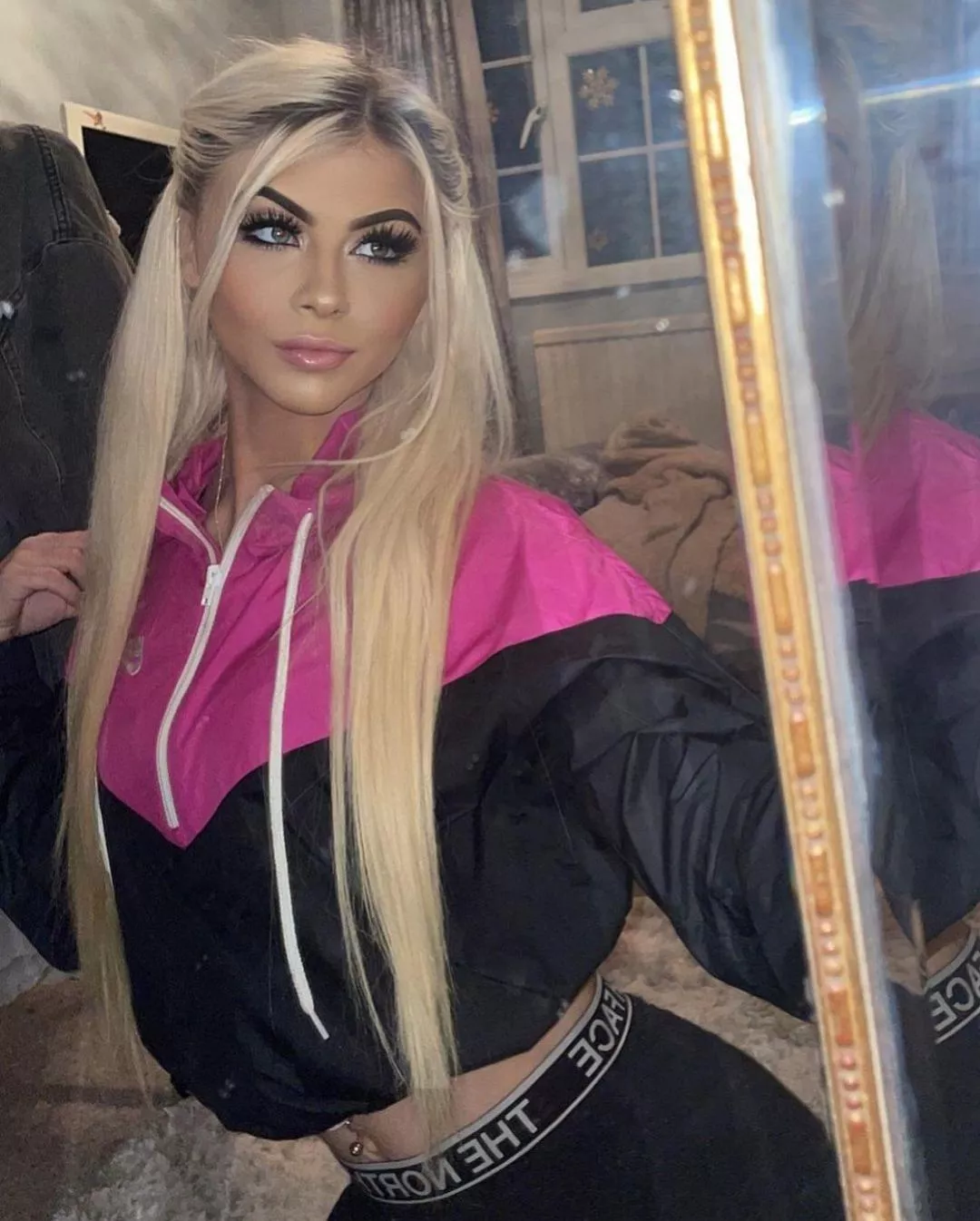 that is a real chav posted by nextmaster