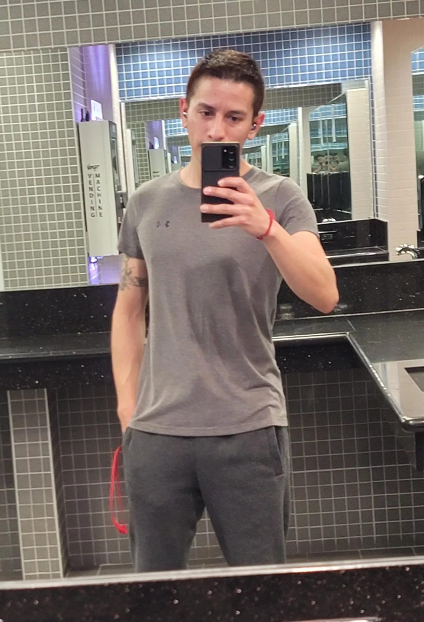 That moment when you feel like taking a random picture. posted by tcjdj