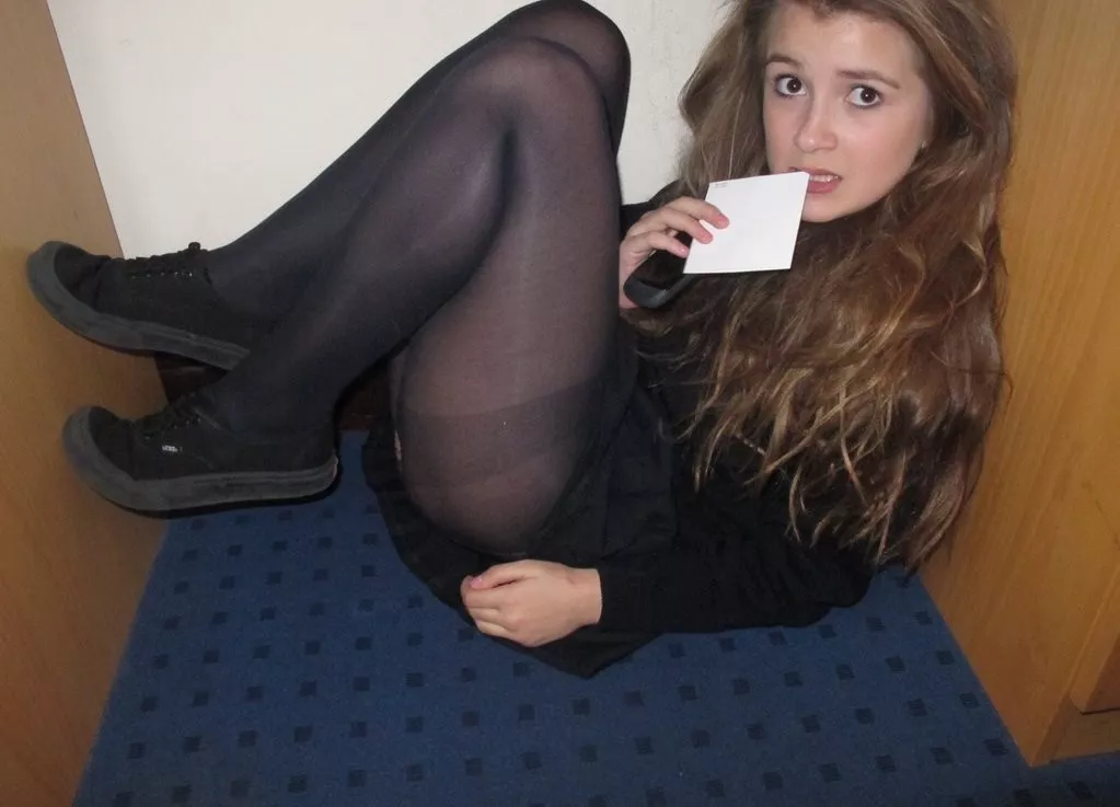 That tiny rip posted by CaptainCreepjob