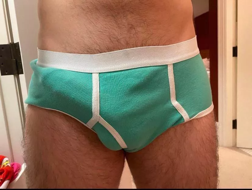 That’s a big fucker posted by cougarbaitxxx