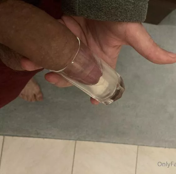 The best barman in town 🥵 posted by Jacob-usoro