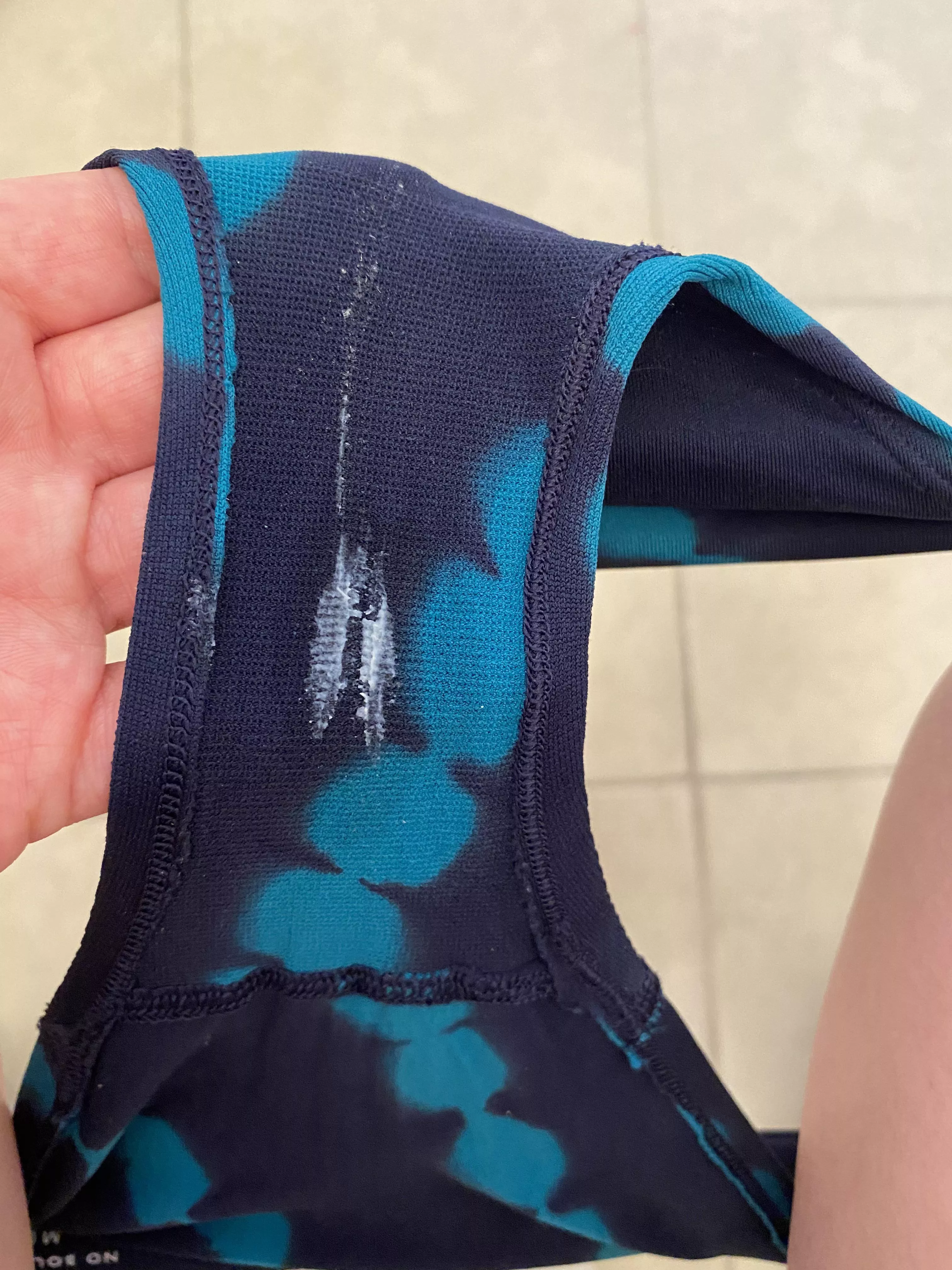 The best kind of tie-dye 💚💙🤍🖤 posted by lenore_leander